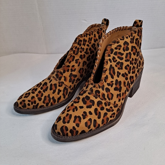 Volatile Cavalry Tan/Leopard Boots size 8.5 - Picture 10 of 10